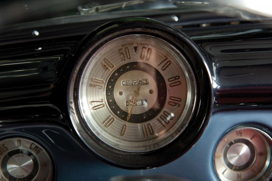  Buick Super Estate Station Wagon 1950 года  (фото 8 из 25)